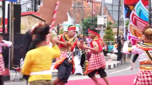 Макепунг Лолоан Бали Танец Используется Приветственный Танец — стоковое видео