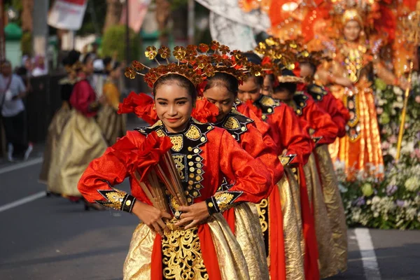 Gorontalo Dan Tidi Ayabu Dansı Dans Bir Prensesin Tüm Misafirleri — Stok fotoğraf