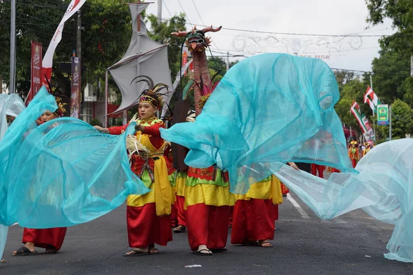 Taniec Salai Jin North Maluku Ben Carnival Ten Taniec Opisuje — Zdjęcie stockowe