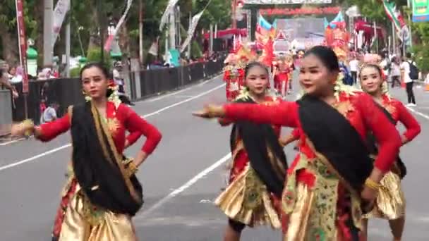 Baile Sala Gelang Madura Carnaval Ben Esta Danza Representa Una — Vídeo de stock