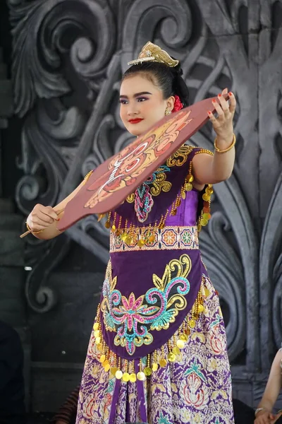 Baile Bedhaya Esta Danza Una Las Danzas Tradicionales Indonesias —  Fotos de Stock