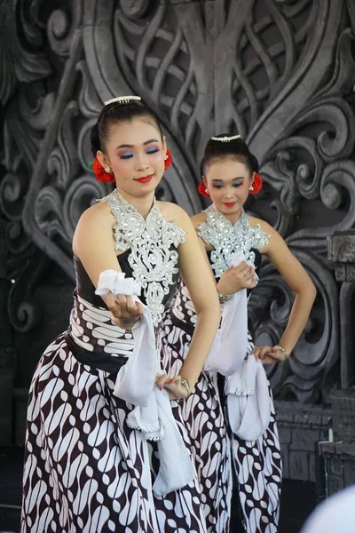 Bedhaya Dansı Dans Endonezya Nın Geleneksel Danslarından Biridir — Stok fotoğraf