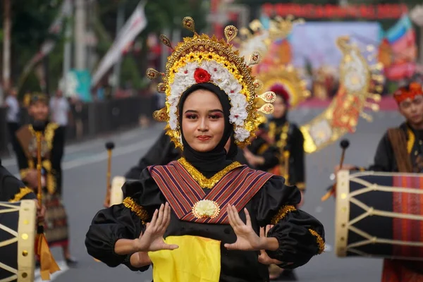 Taniec Dinde Belek Gendang Beleq Nusa Tenggara Barat Ben Carnival — Zdjęcie stockowe