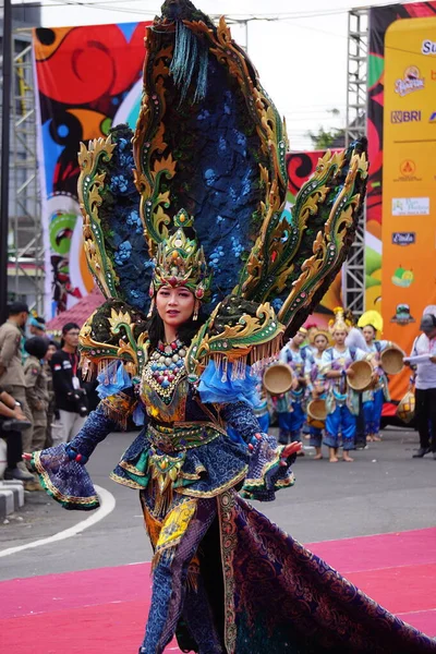 Indonésio Com Traje Exótico Ben Carnival — Fotografia de Stock