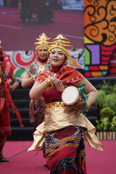 Ben Karnavalında Nusa Tenggara Timur Dan Likurai Dansı Dans Misafirlerimizi — Stok fotoğraf