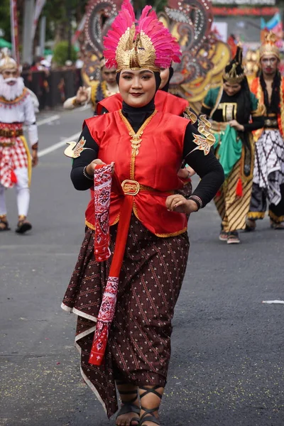 Serimpi Χορό Από Yogyakarta Στο Ben Καρναβάλι Αυτός Χορός Απεικονίζει — Φωτογραφία Αρχείου