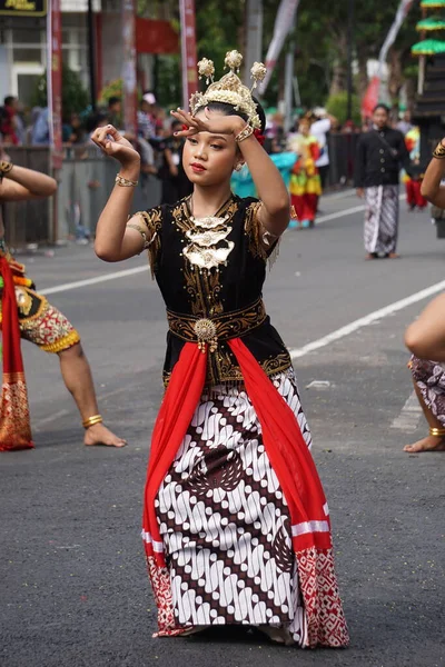 Sekar Pudyastuti Χορεύει Από Yogyakarta Στο Ben Carnival Αυτός Χορός — Φωτογραφία Αρχείου