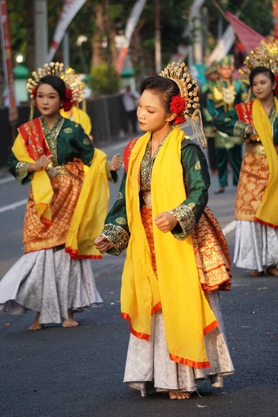 Danza Kuning Lancang Riau Carnaval Ben Esta Danza Representa Lucha —  Fotos de Stock