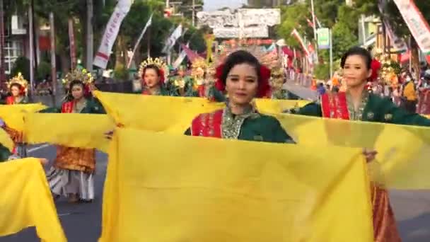 Danza Kuning Lancang Riau Carnaval Ben Esta Danza Representa Lucha — Vídeo de stock