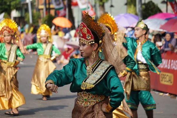 Taniec Zapin Melayu Riau Ben Carnival Zapin Pochodzi Arabskiego Słowa — Zdjęcie stockowe