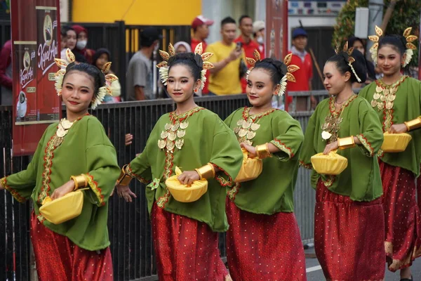 Μάκαππου Μαντάρ Χορεύει Από Δυτικό Σουλαουέζι Αυτός Χορός Απεικονίζει Την — Φωτογραφία Αρχείου