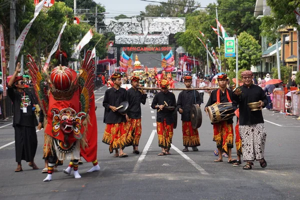 Baile Mabbisu Del Sur Sulawesi Carnaval Ben Esta Danza También — Foto de Stock