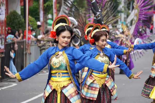 Galangi Tanec Jižního Sulawesi Ben Karnevalu Tento Tanec Znázorňuje Odvahu — Stock fotografie