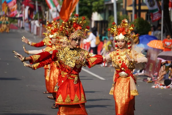Gending Sriwijaya Taniec Sumatera Selatan Ben Karnawał Ten Taniec Przedstawia — Zdjęcie stockowe