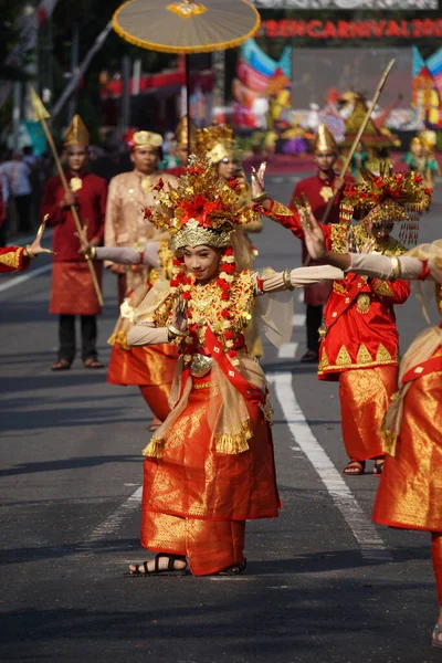 Gending Sriwijaya Dance Sumatera Selatan Ben Carnival Танец Изображает Радость — стоковое фото