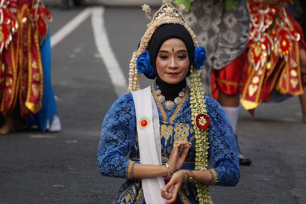 Indonesiano Con Costume Tradizionale Surakarta Ben Carnival — Foto Stock