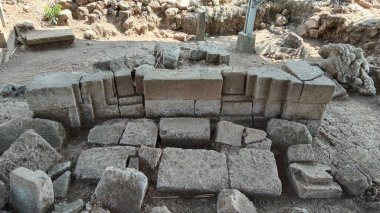 Keboireng Tapınağı Pasuruan, Doğu Java 'da bir tapınaktır. Bu tapınak bir Hindu tapınağı. Singosari krallığının mirası olduğuna inanılıyor ve birini onurlandırmak için inşa edilmiş..