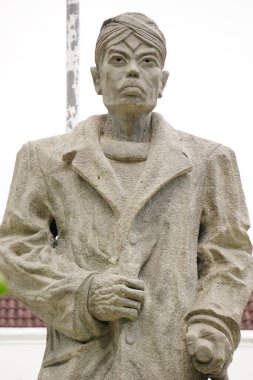 Malioboro 'daki Sudirman Anıtı. Sudirman Endonezyalı kahramanlardan biri.