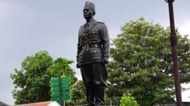 Urip Sumoharjo Anıtı Fort VREVburg Müzesinde. O Endonezyalı kahramanlardan biri.