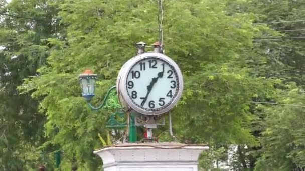 Pomnik Ngejamana Stadsklok Lub Dżem Kota Malioboro Pomnik Ten Został — Wideo stockowe