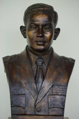 General Ahmad Yani 'nin heykeli. Endonezyalı özgürlük savaşçılarından biri.