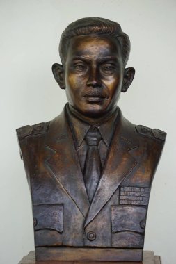 General Ahmad Yani 'nin heykeli. Endonezyalı özgürlük savaşçılarından biri.