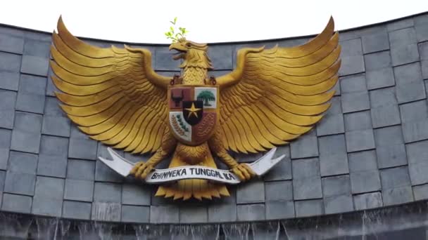 Garuda Pancasila Indonesio Cinco Principios Con Fondo Natural — Vídeos de Stock