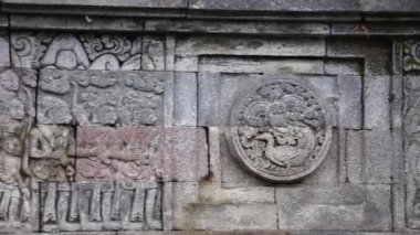 Penataran tapınağındaki yontulmuş taş, Blitar, Doğu Java, Endonezya