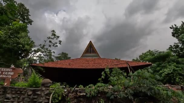Puh Sarang Daki Eşsiz Ünlü Kilise Poh Sarang Kediri Deki — Stok video
