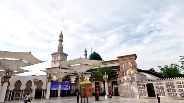 Прекрасна Мечеть Рахмана Мечеть Має Архітектуру Схожу Мечеть Набаві Медіні — стокове відео