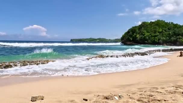 Όμορφο Κύμα Στην Παραλία Gondo Mayit — Αρχείο Βίντεο