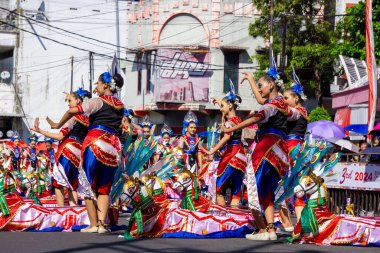 3. BEN Karnavalı 'nda Probolinggo' dan Jaran bodcag dansı. Bu dans genellikle kutlamalarda, düğünlerde, sünnetlerde vs. törenlere eşlik eder.
