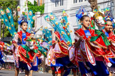 3. BEN Karnavalı 'nda Probolinggo' dan Jaran bodcag dansı. Bu dans genellikle kutlamalarda, düğünlerde, sünnetlerde vs. törenlere eşlik eder.