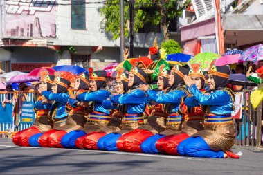 Ratoh Jaroe dance from Aceh on the 3rd BEN Carnival. This dance really emphasizes the sense of togetherness, politeness, heroism, religion and togetherness. clipart