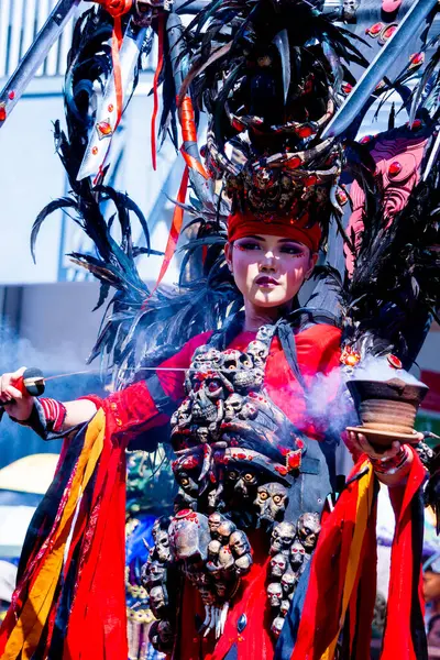 stock image Unique and luxurious costumes worn by Indonesian in carnival