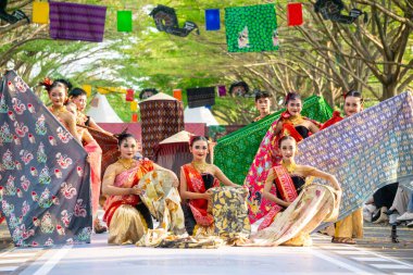 İkinci Kediri Moda Batik Festivali 