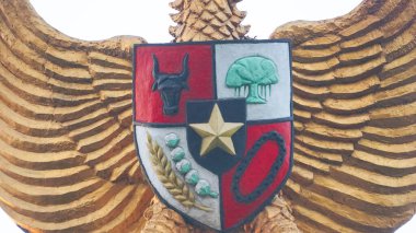 Doğal bir geçmişi olan Garuda Pancasila (Endonezya beş ilkesi)