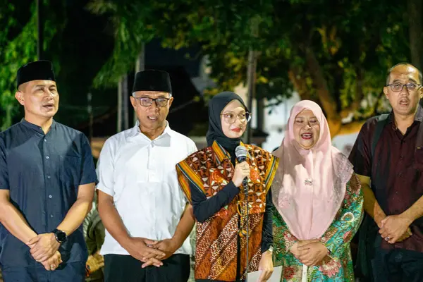 Vinanda Prameswati, Kediri Belediye Başkanı, Doğu Java