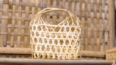 Örülmüş bambudan yapılmış hatıralar için örülmüş. Çevre dostu hatıralar.
