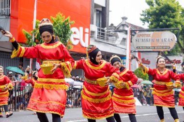 Rentak bulian dance from Riau at BEN Carnival. This dance is a ceremony to treat an illness by using inner strength to get closer to supernatural being