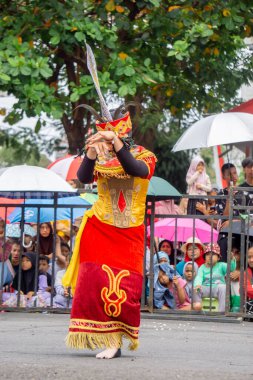 Kondan dance from West Kalimantan on the 4rd BEN Carnival. Kondan dance expresses gratitude to God and joy
