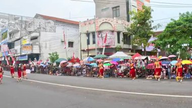 Kondan dance from West Kalimantan on the 4rd BEN Carnival. Kondan dance expresses gratitude to God and joy