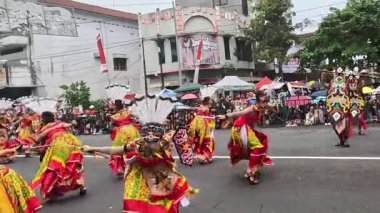 Kinyah mandau dance from Central Borneo. This dance depicts the heroic spirit and the willingness of Dayak warriors to defend the honor of their ancestral land.