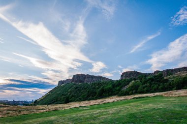 Cityscape of Edinburgh from Arthurs Seat in a beautiful summer sunny day, Scotland, United Kingdom
