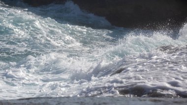 Milos Adası, Yunanistan - güzel su ve kıyı