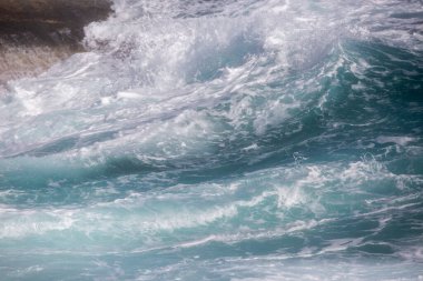 Milos Adası, Yunanistan - güzel su ve kıyı
