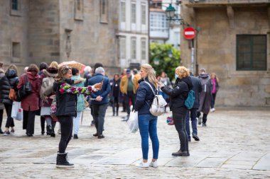 Santiago de Compostela, İspanya, Nisan 2022, sokak manzaralı