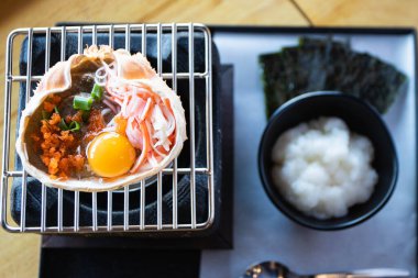Japon yemeği, fırında yengeç ızgara Kani Miso ızgarası..