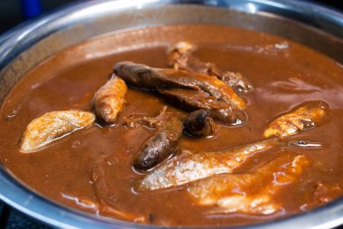 Haşlanmış Fermente balık sosu, Tayland mutfağında geleneksel Tayland yemeği..