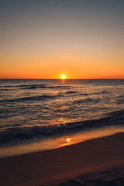 Schöne Bunte Landschaft Strand Meer Sonnenaufgang Über Der Ostsee Jastarnia — Stockfoto